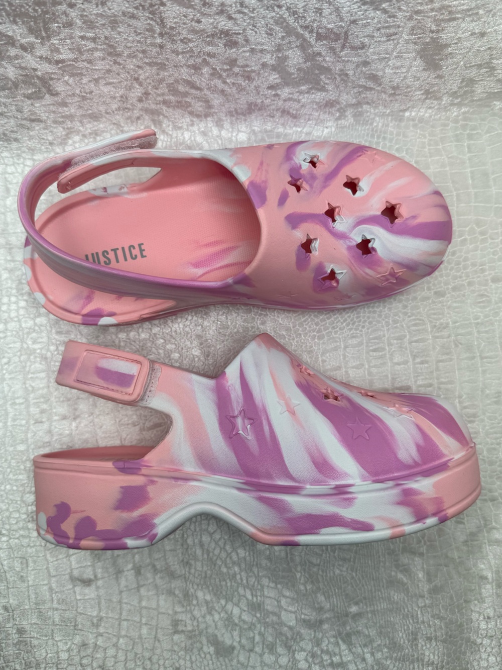 Justice Girls’ Star Clogs, Girls size 2